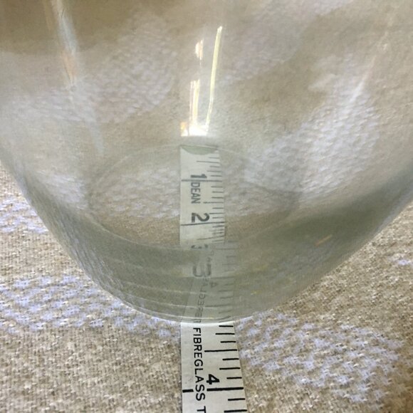 Medium Glass Bouquet Vase - Picture 5 of 6